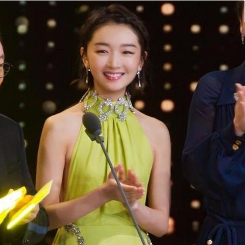 (梦幻蝴蝶长什么样)梦幻蝴蝶巨人肩膀之谜:不可思议的探索与发现 (梦幻蝴蝶长什么样)梦幻蝴蝶巨人肩膀之谜:不可思议的探索与发现