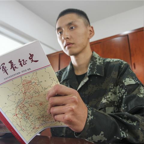 (变形金刚大无畏冲云霄)跨越空间的无畏勇士：变形联之越空勇者无惧